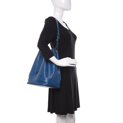 Louis Vuitton Epi Noe Toledo 2 of 13