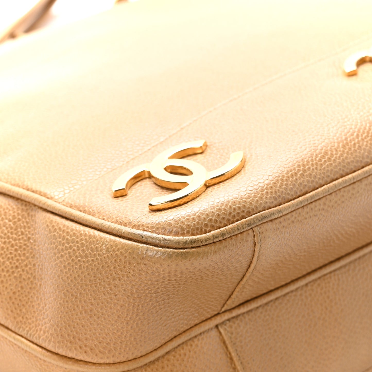 Caviar CC Shoulder Bag Beige