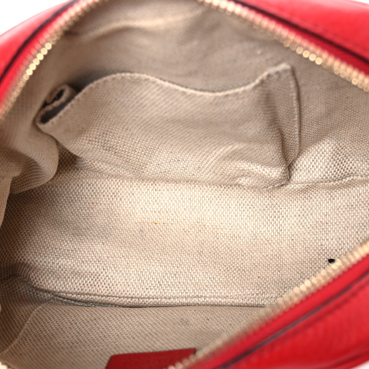 Gucci Pebbled Calfskin Small Soho Disco Bag Vibrant Red 1881990