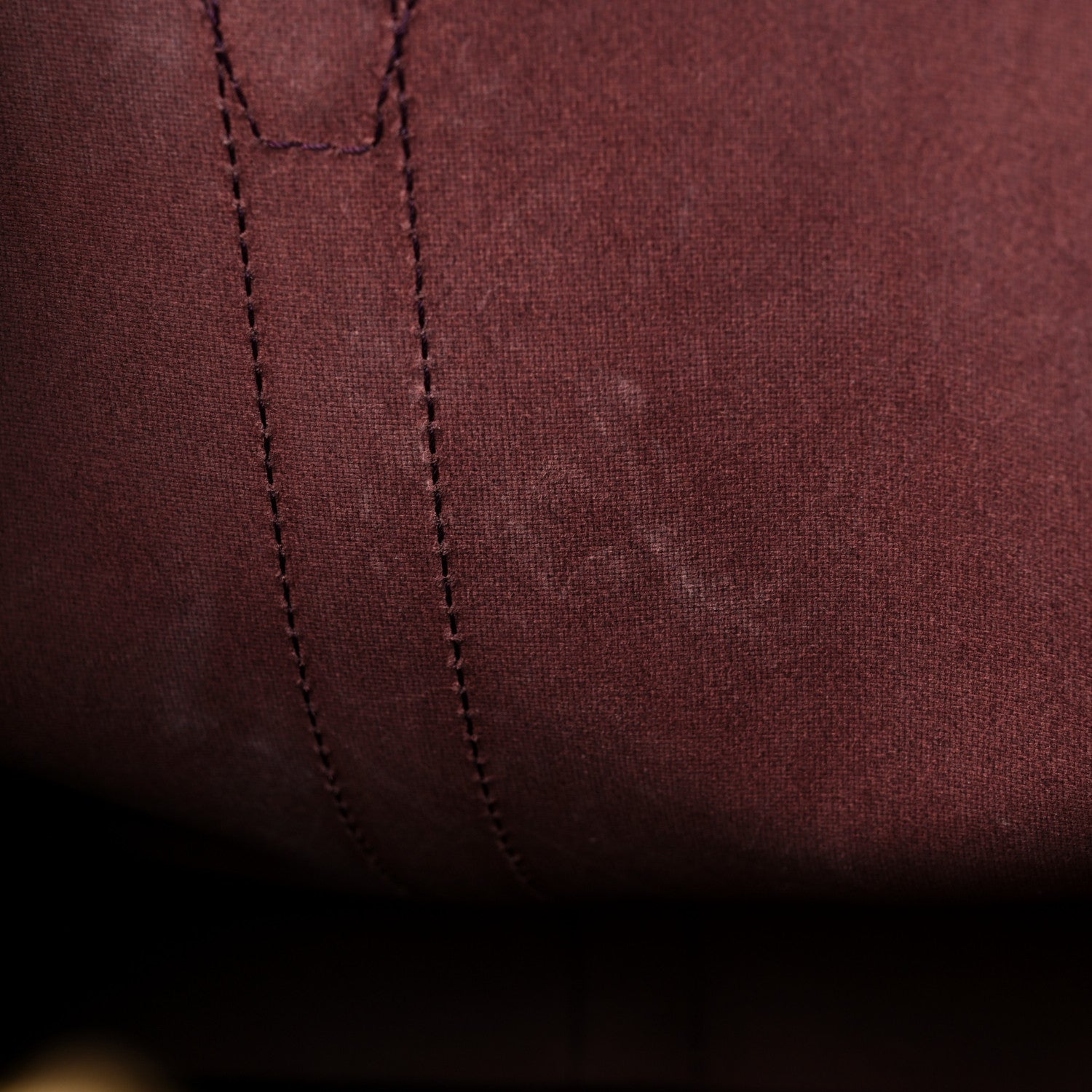 Louis Vuitton Taiga Kendall PM Acajou 11 of 14