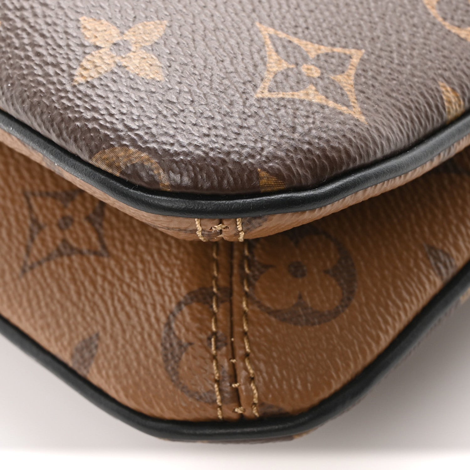 Louis Vuitton Reverse Monogram Twinny 9 of 9