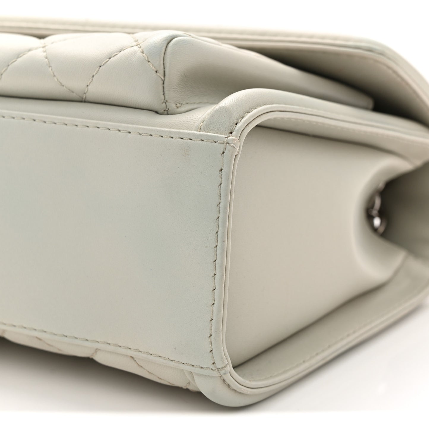 Lambskin Quilted Large Geometric Flap Light Grey Light Grey