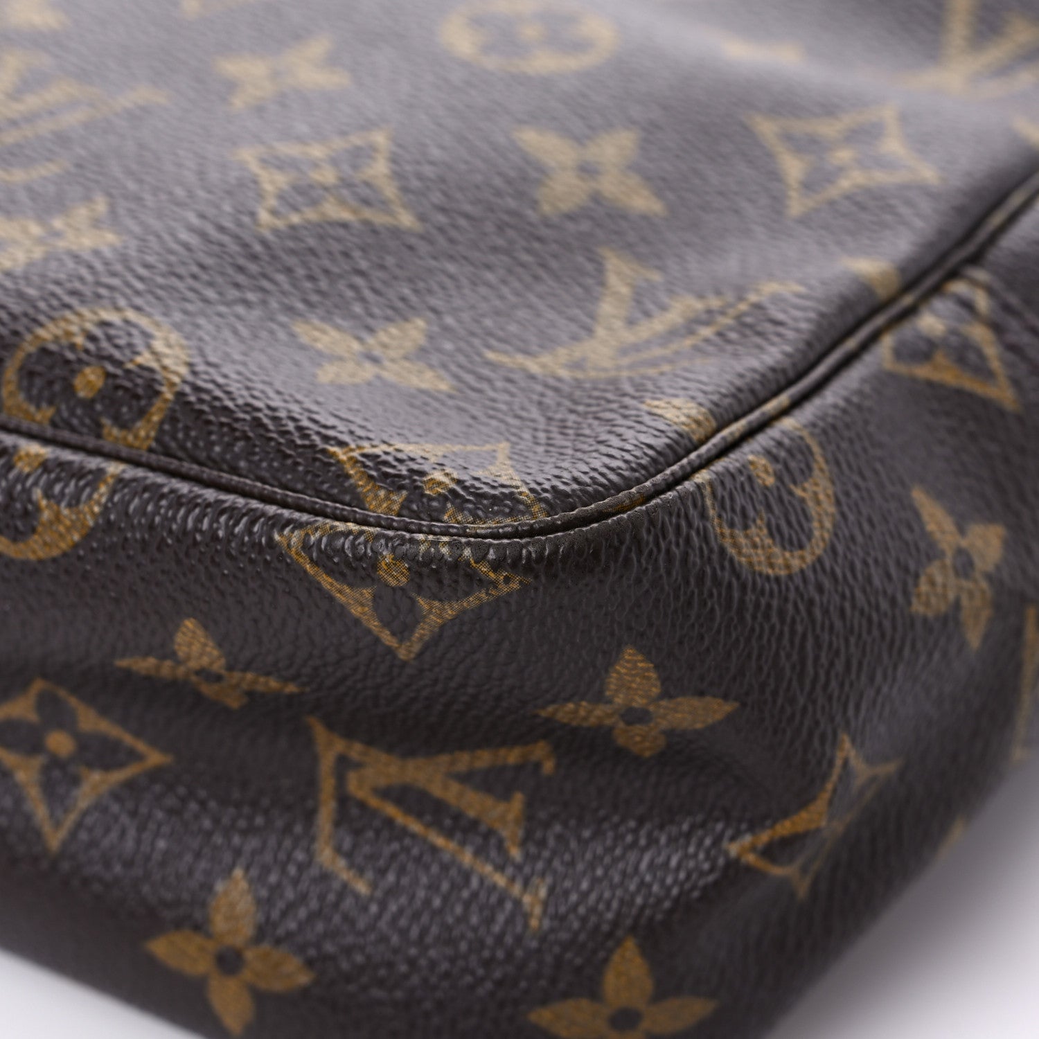 Louis Vuitton Monogram Trousse Toilette 28 10 of 16