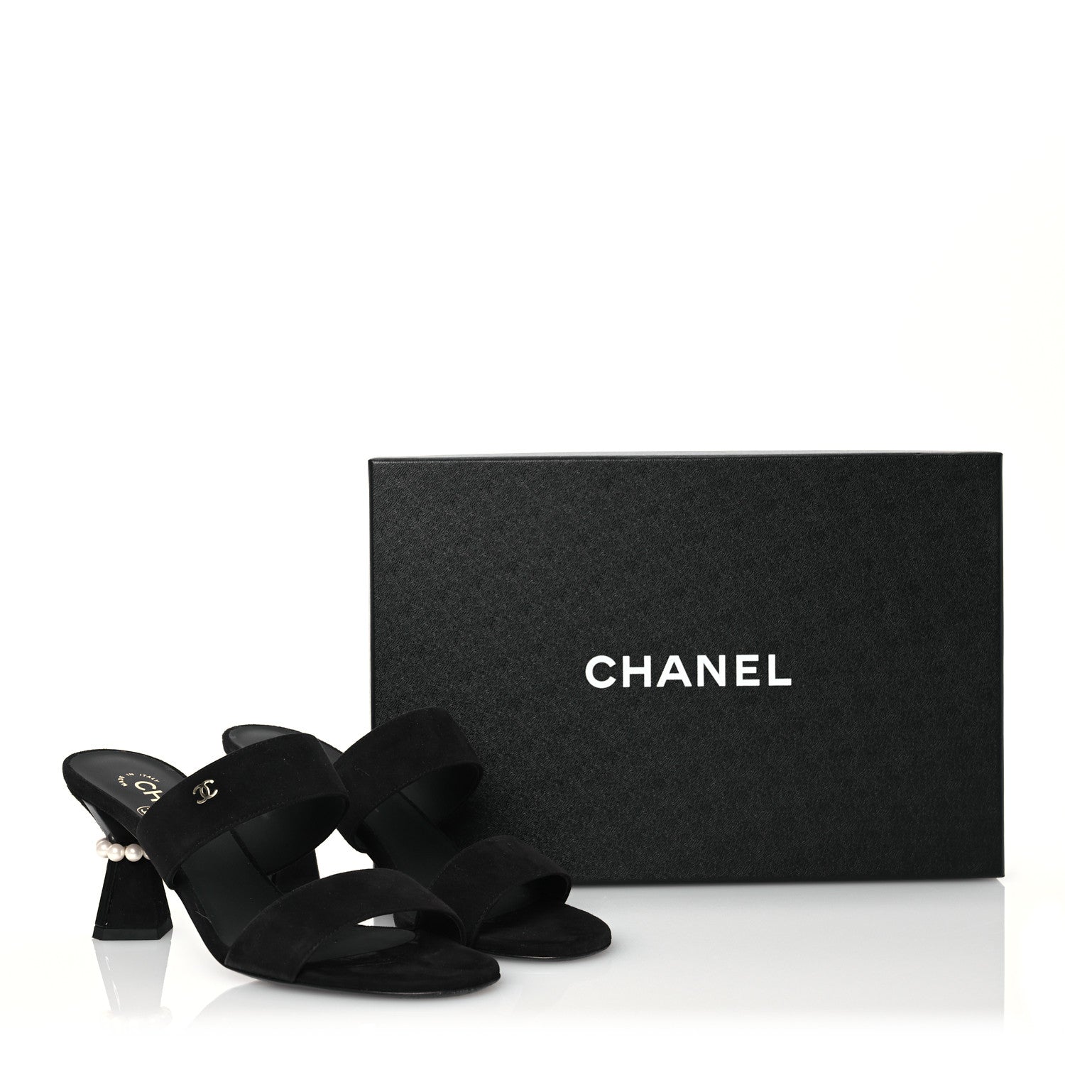 Chanel Suede Kidskin Pearl Sandals 38 Black 14 of 14