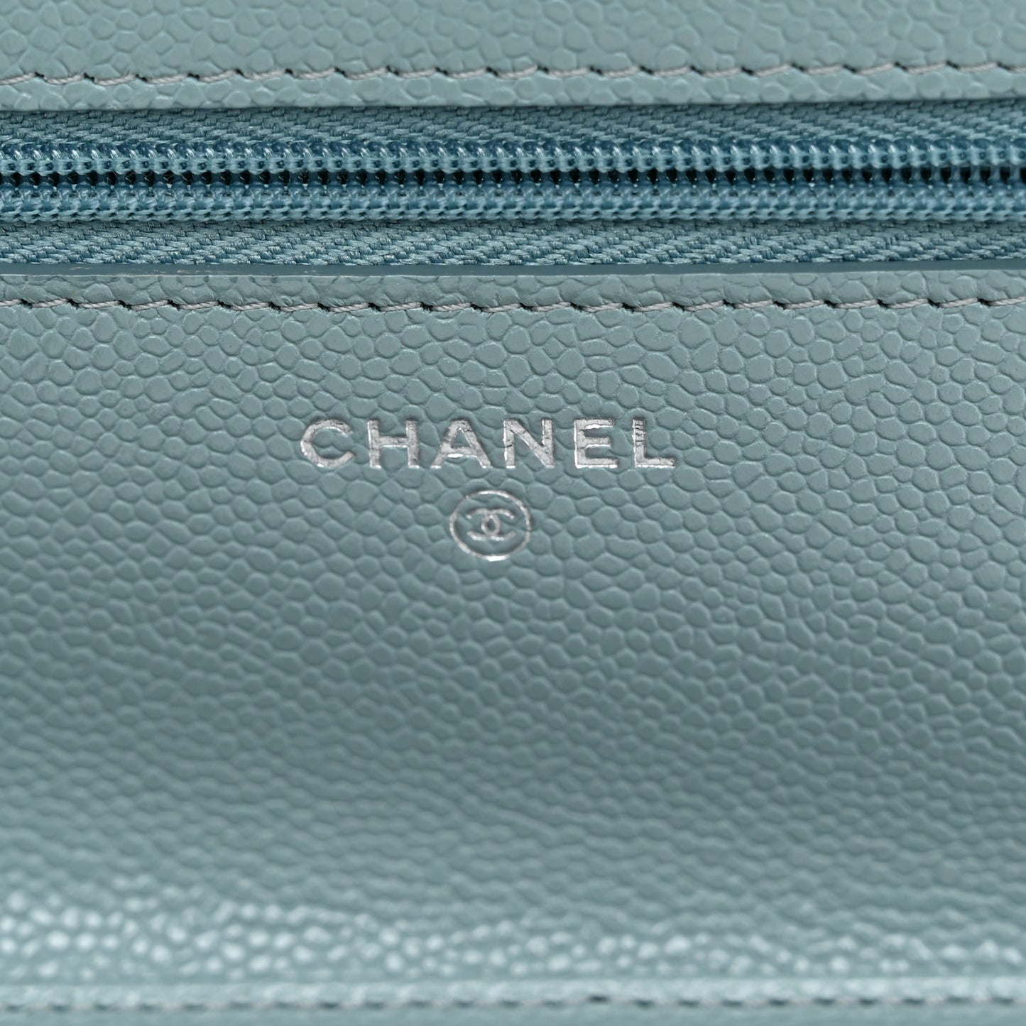 Caviar Quilted Wallet on Chain WOC Light Blue