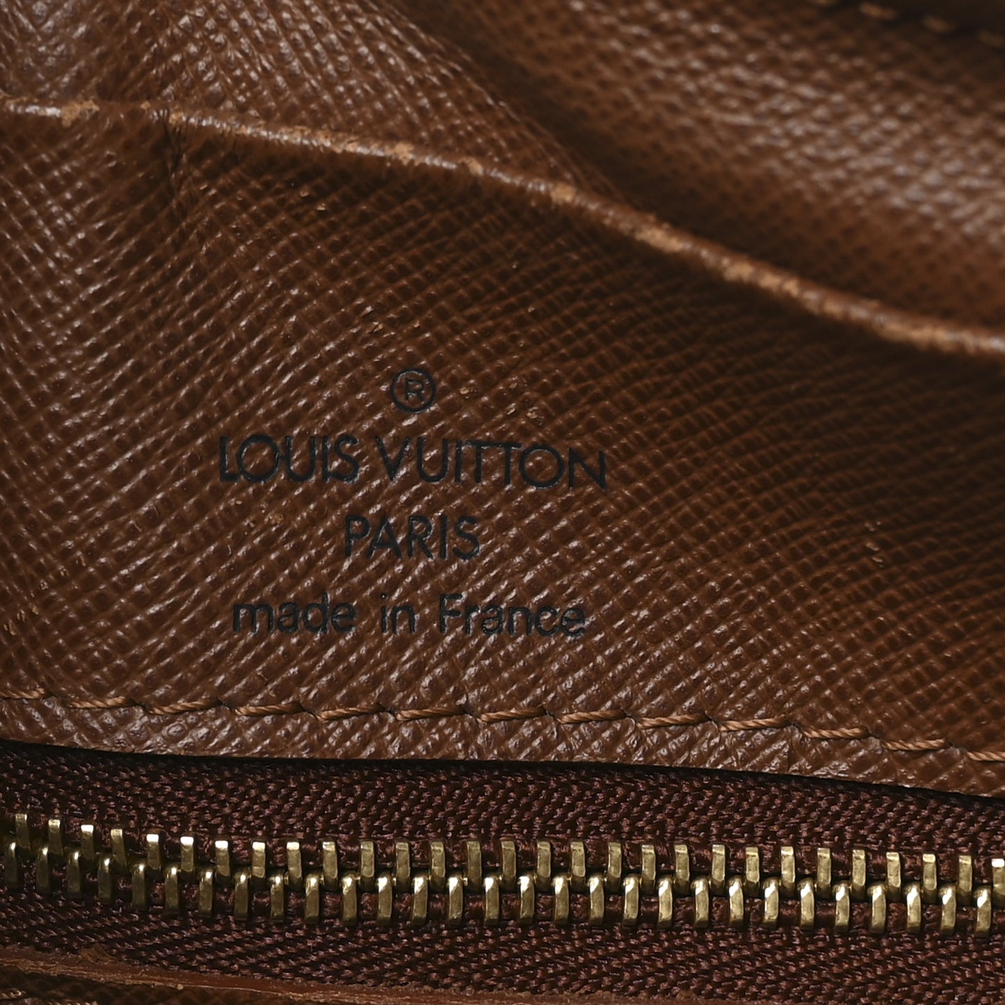 Monogram Nil 28