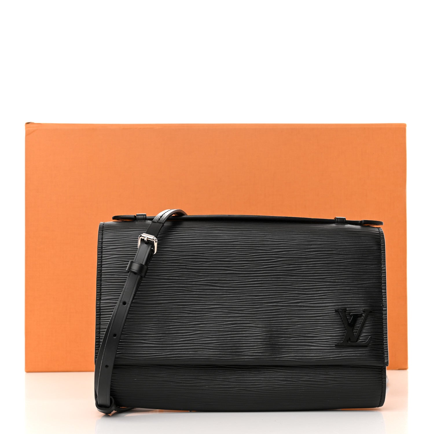 Louis Vuitton Epi Clery Black 12 of 12