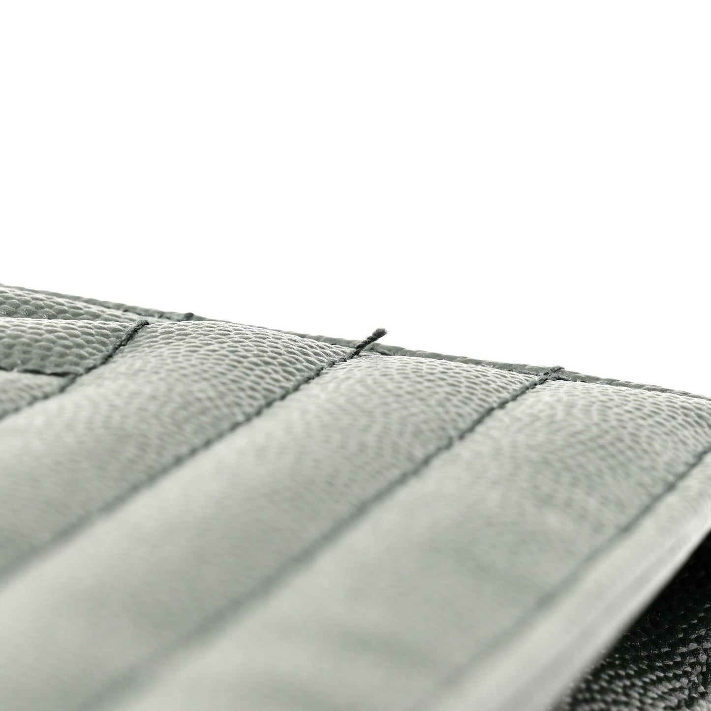 Grain De Poudre Textured Mixed Matelasse Triquilt Monogram Clutch Vert Fonce