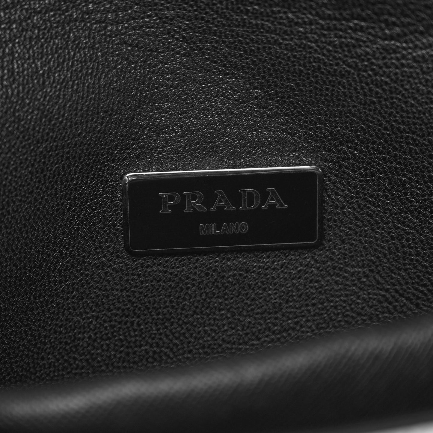 Saffiano Lux Sound Clutch Pink Black