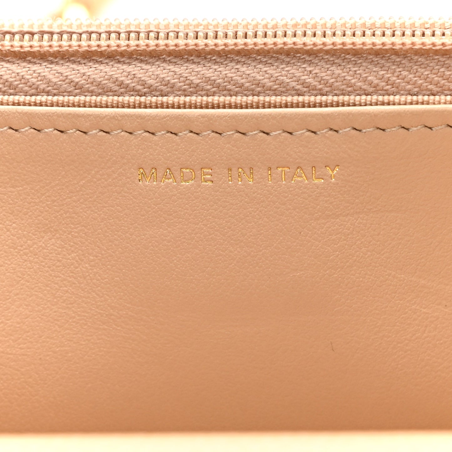 Caviar Quilted Wallet On Chain WOC Beige