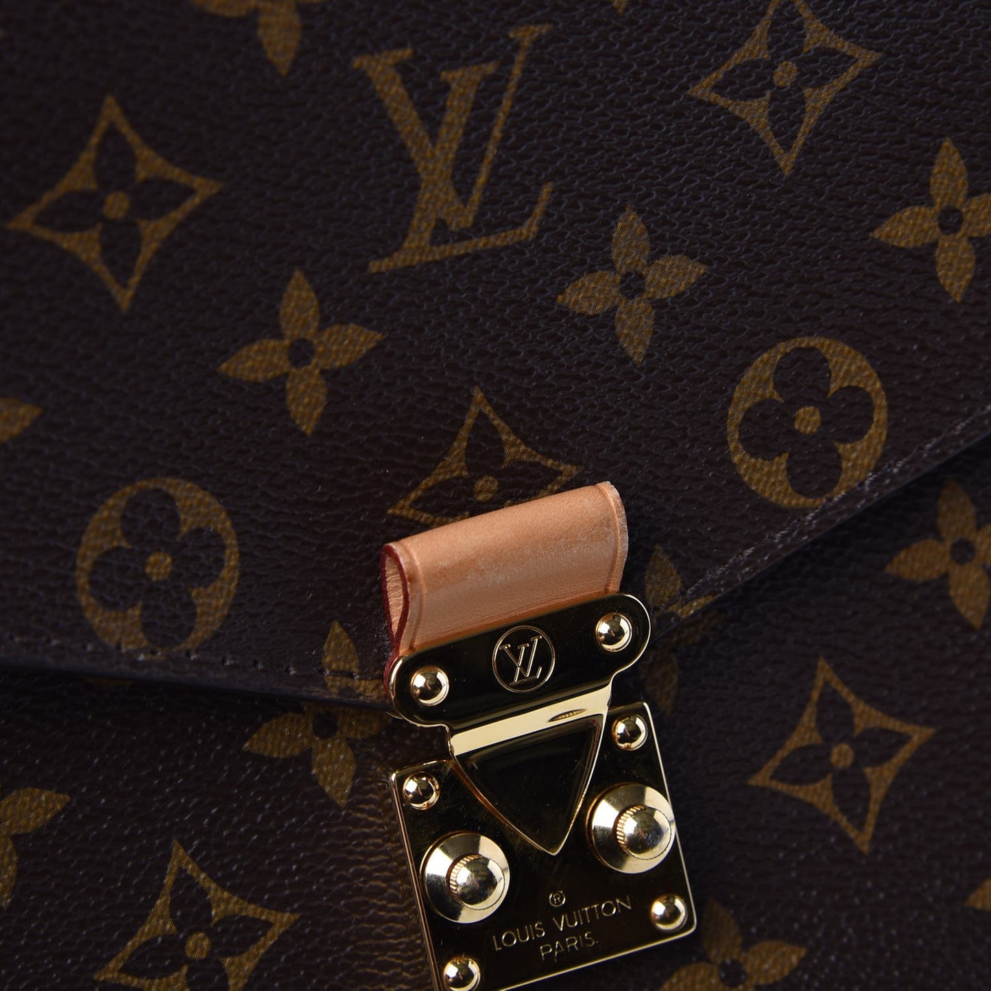 Monogram Pochette Metis