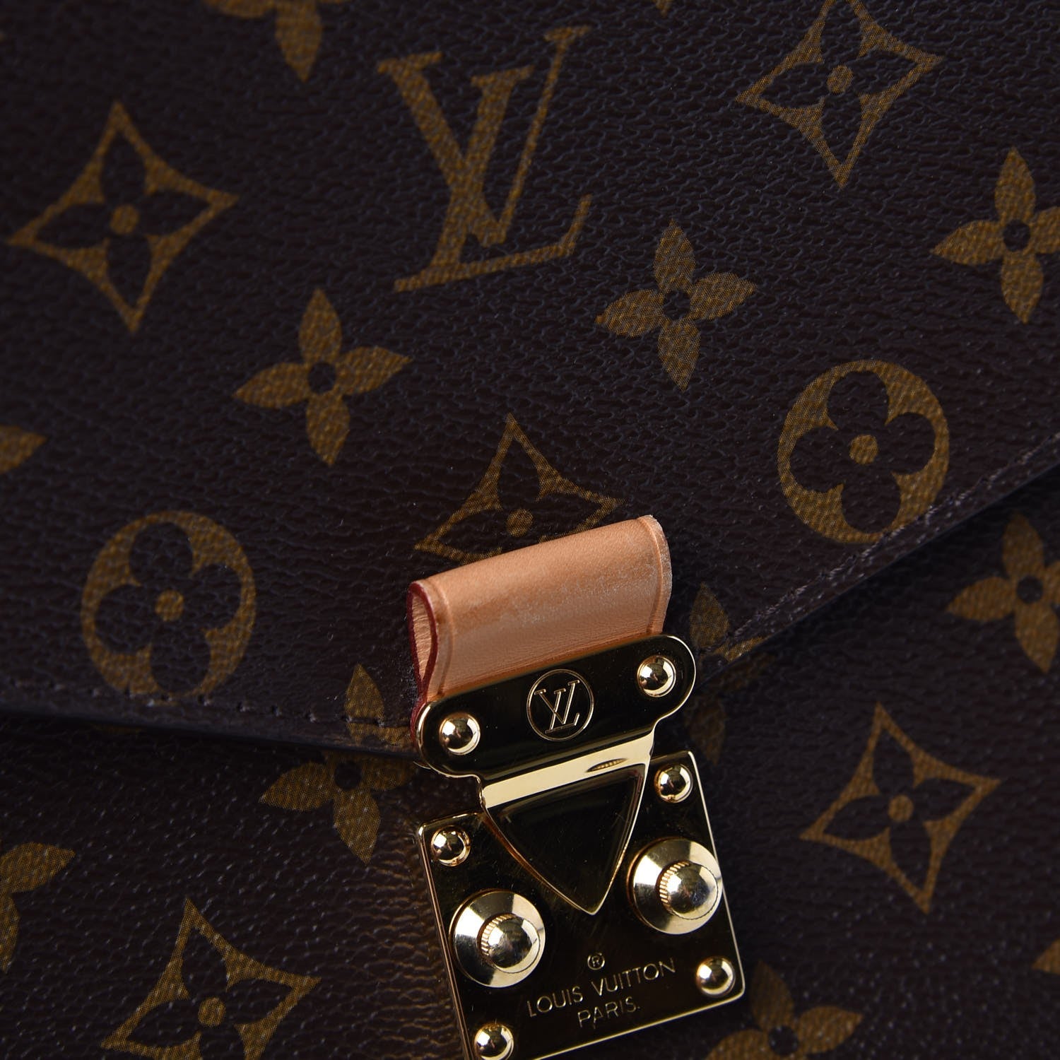 Louis Vuitton Monogram Pochette Metis 7 of 8