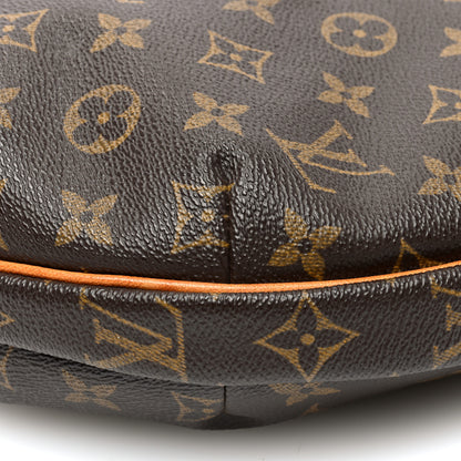 Louis Vuitton Monogram Croissant MM 9 of 9