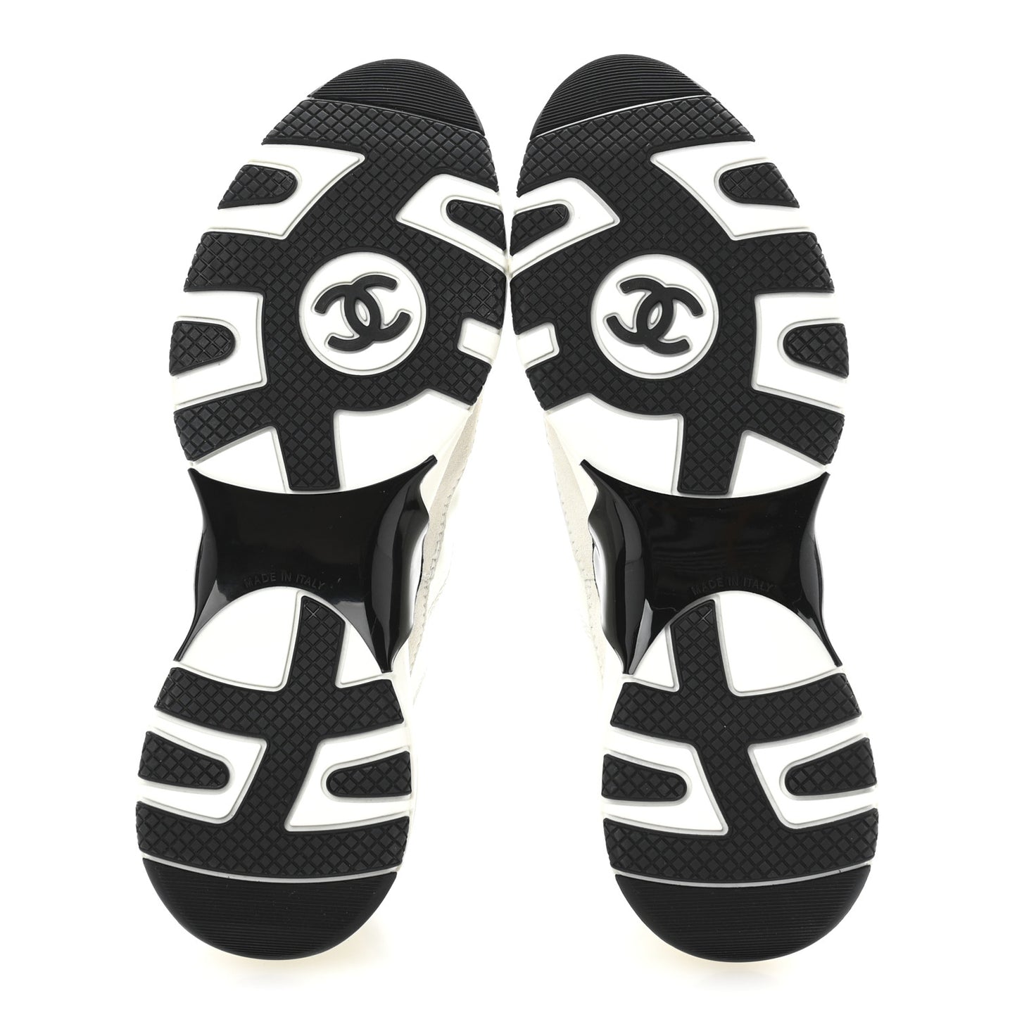 Suede Calfskin Womens CC Sneakers 37 White Black