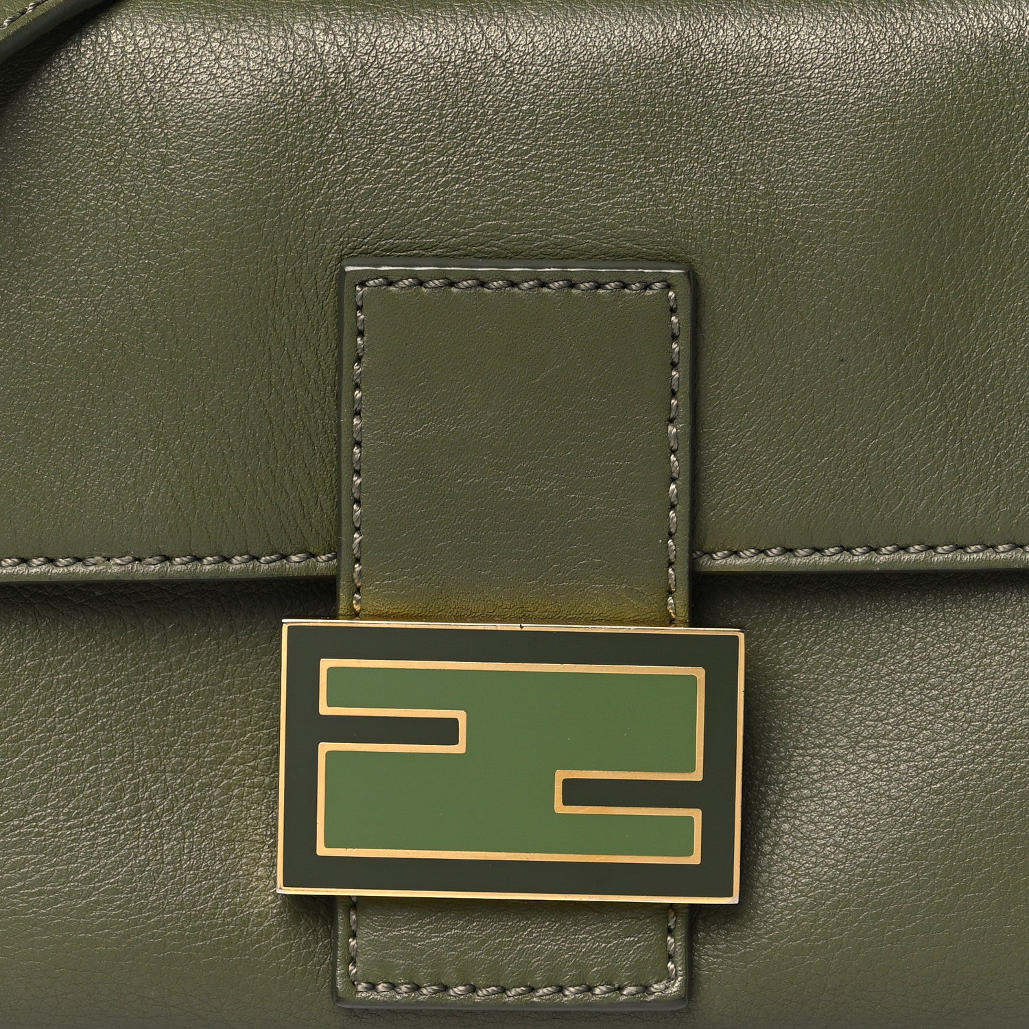 Fendi Vitello Flamingo Enamel Interchangeable Strap Baguette Verde Oliva 9 of 12