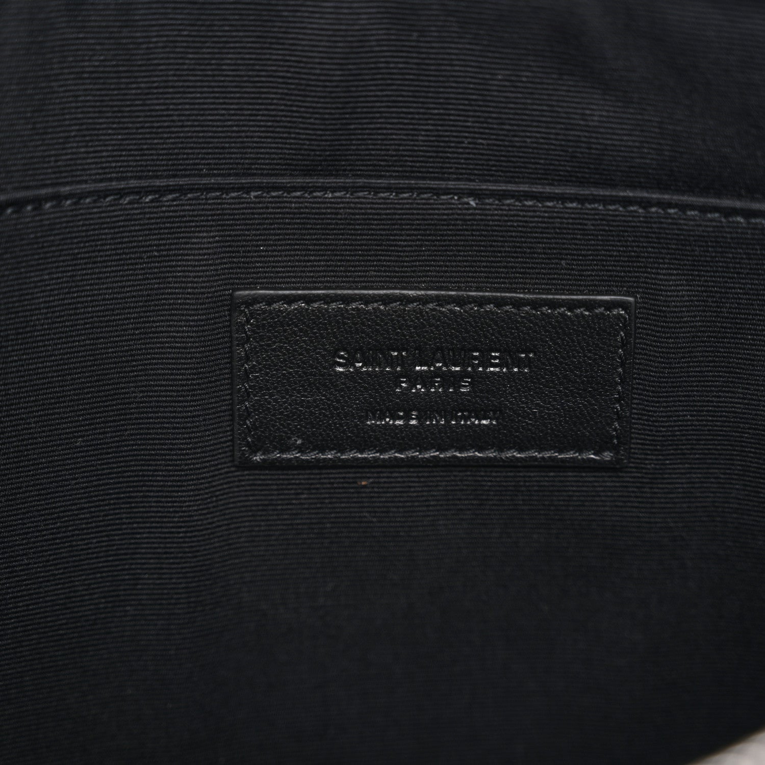 Saint Laurent Grain De Poudre Catherine Wristlet Pouch Pebble 6 of 9