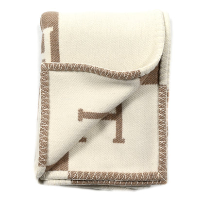 Hermes Wool Cashmere Avalon Baby Blanket Noisette Moyen White 2 of 3