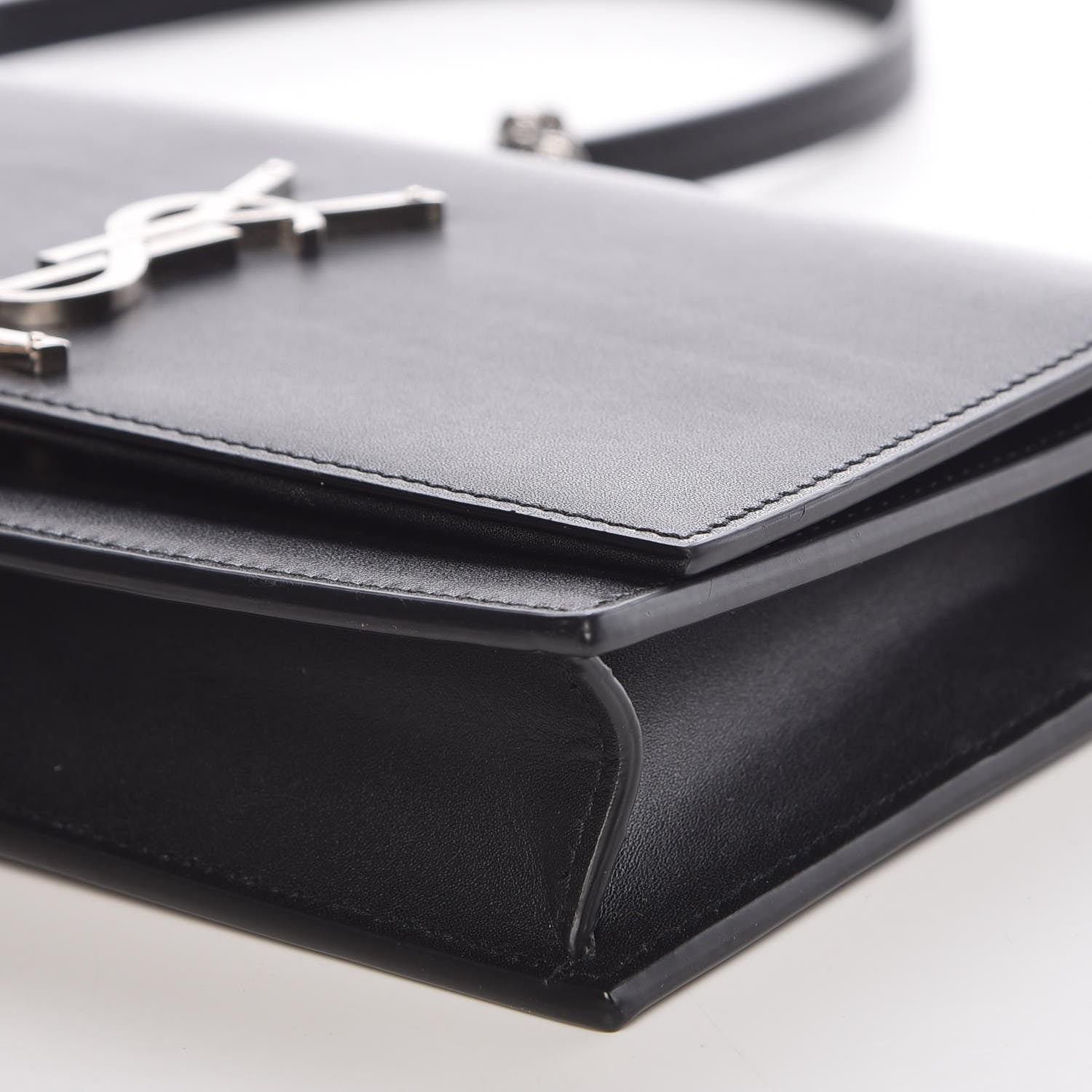 Saint Laurent Smooth Calfskin Classic Monogram Kate Tassel Chain Wallet Black 8 of 9
