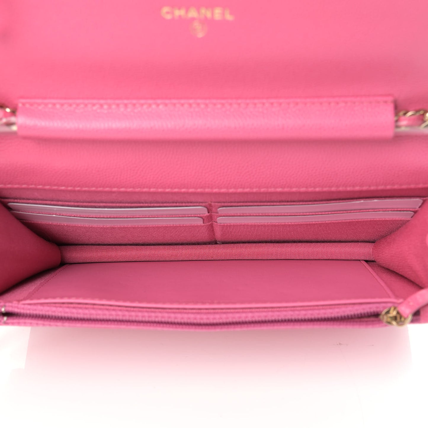 Caviar Quilted Wallet on Chain WOC Pink