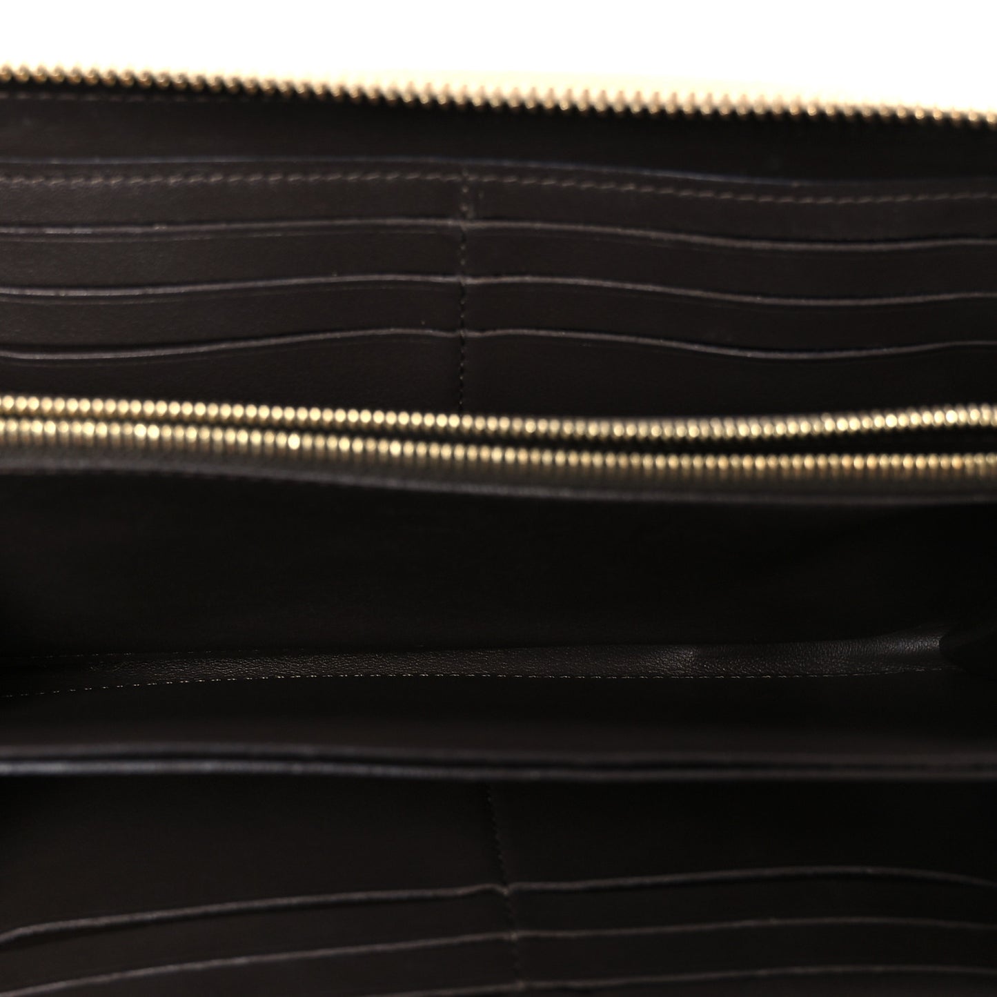 Taurillon Comete Wallet Galet
