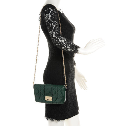 Christian Dior Patent Cannage New Lock Pouch Vert Sapin 2 of 7
