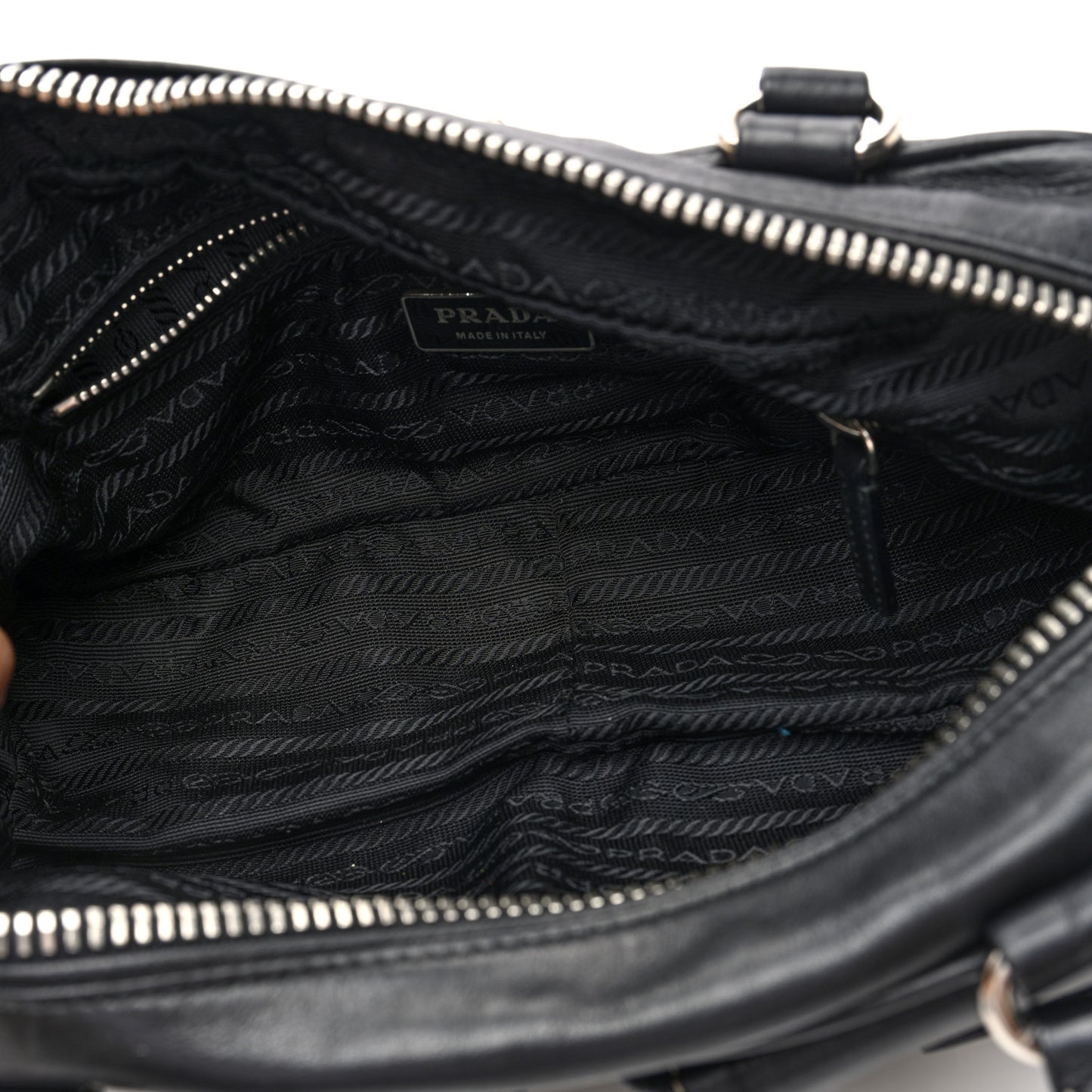 Vitello Heavy Push Lock Pocket Shoulder Bag Black