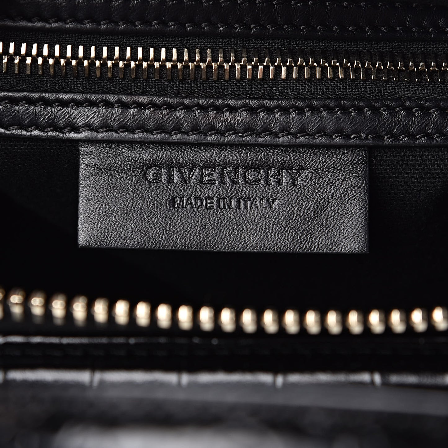 Calfskin Crocodile Embossed Small Antigona Black