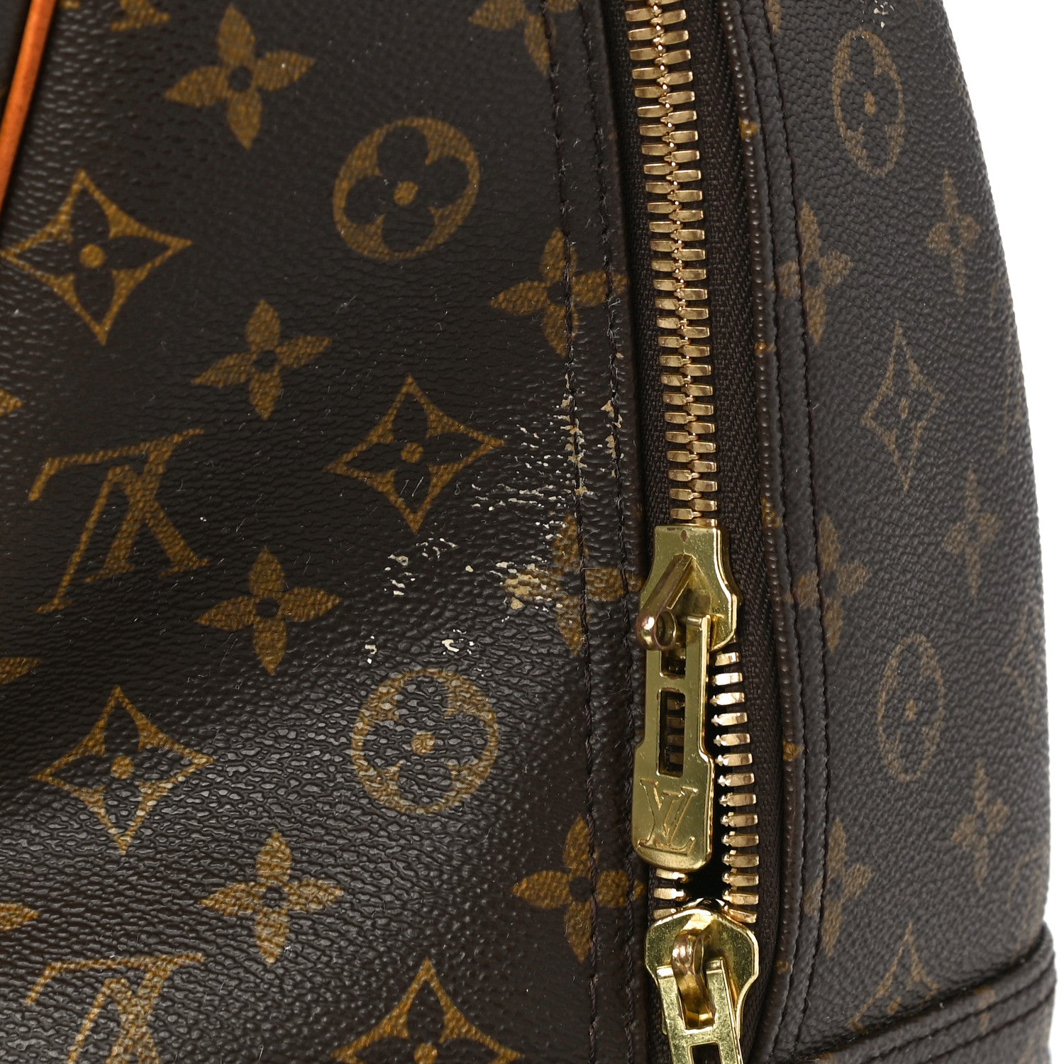 Louis Vuitton Monogram Evasion Sports Bag 19 of 24