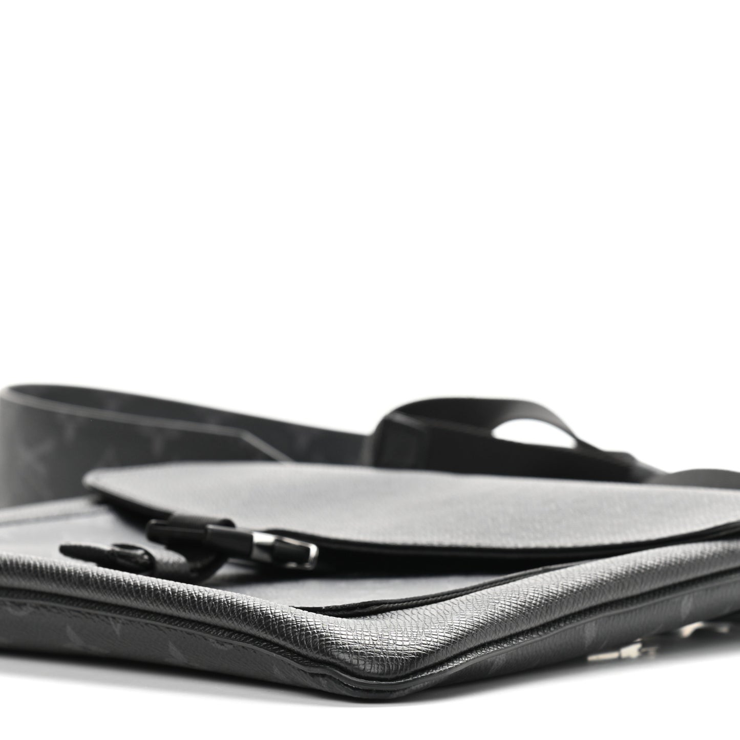 Taigarama Messengerama Black