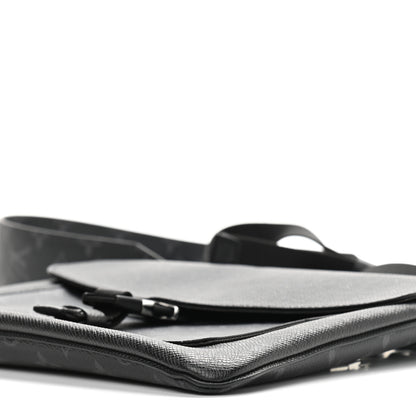 Louis Vuitton Taigarama Messengerama Black 8 of 8