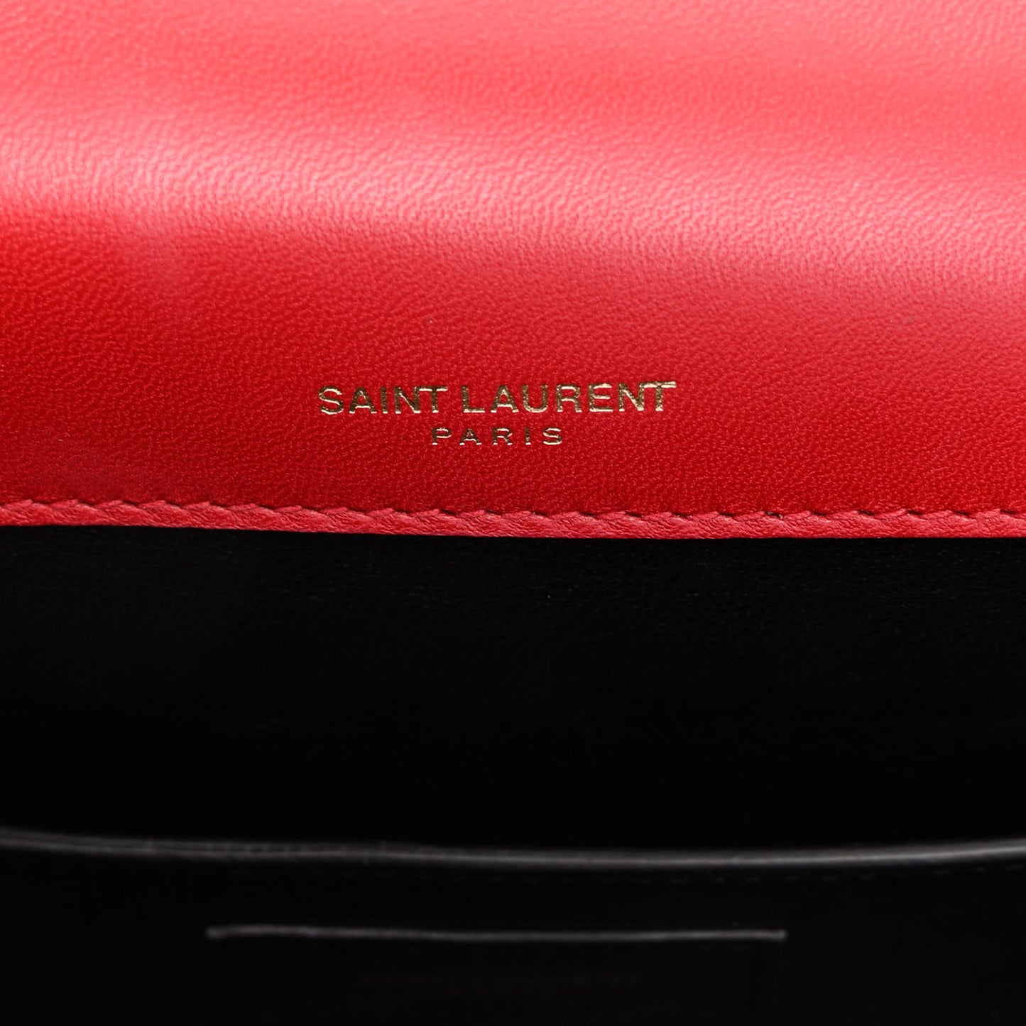 Patent Matelasse Monogram Large Vicky Chain Bag Rouge Eros