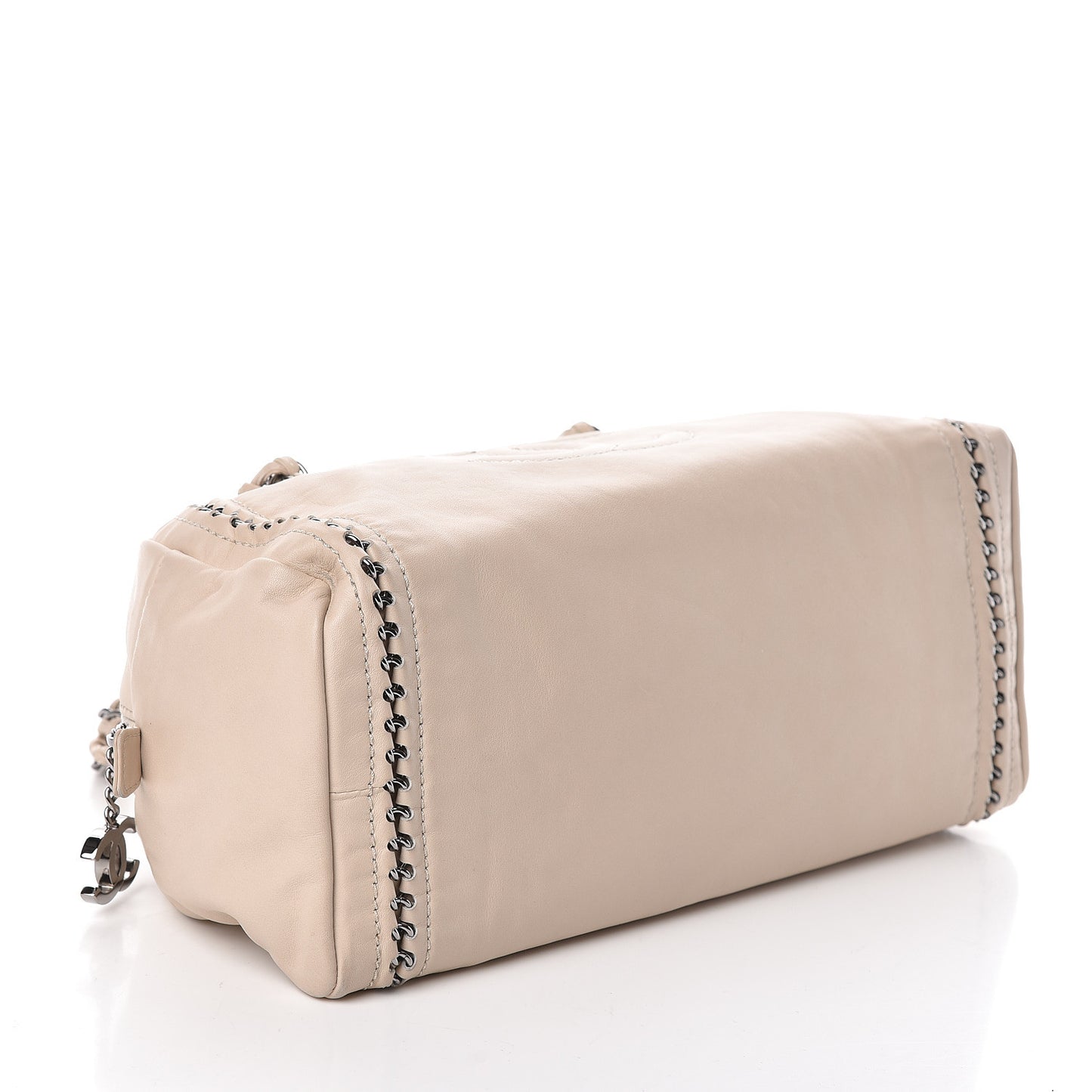 Smooth Calfskin Medium Luxe Ligne Bowler Light Beige