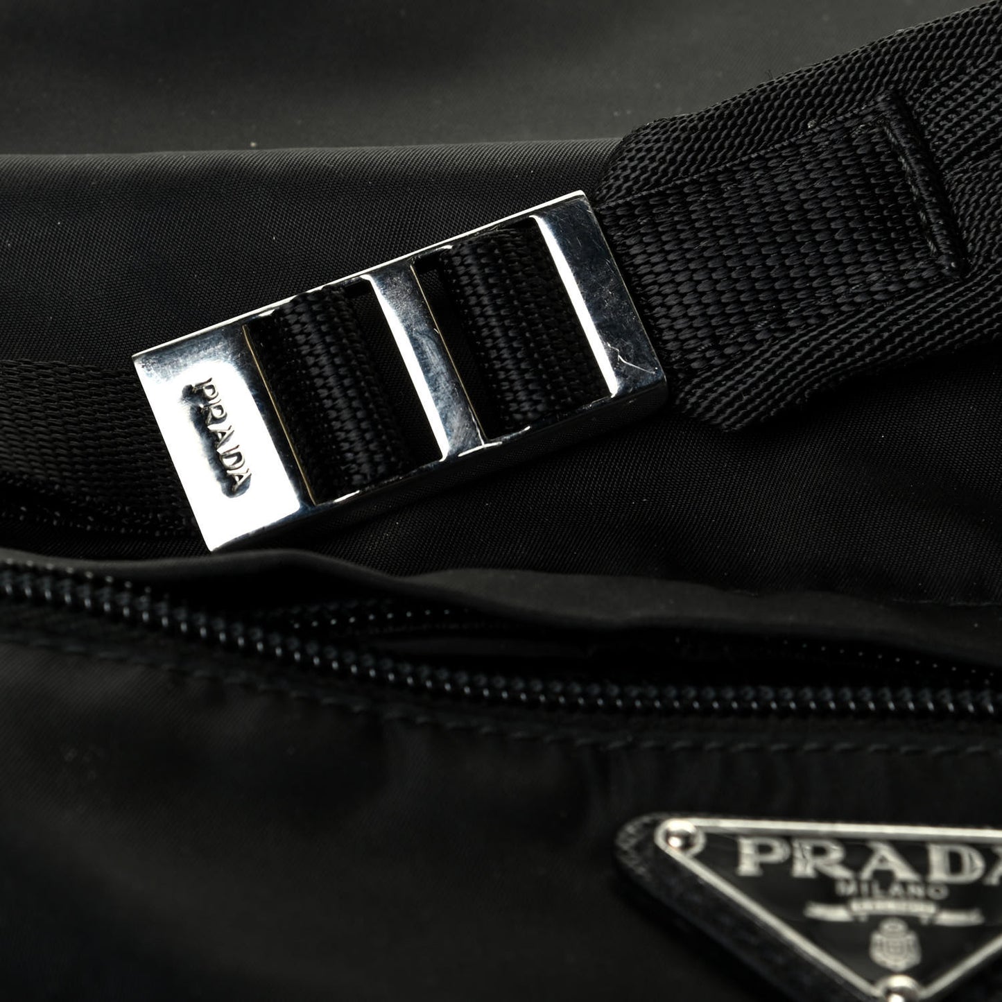Nylon Flat Messenger Bag Black