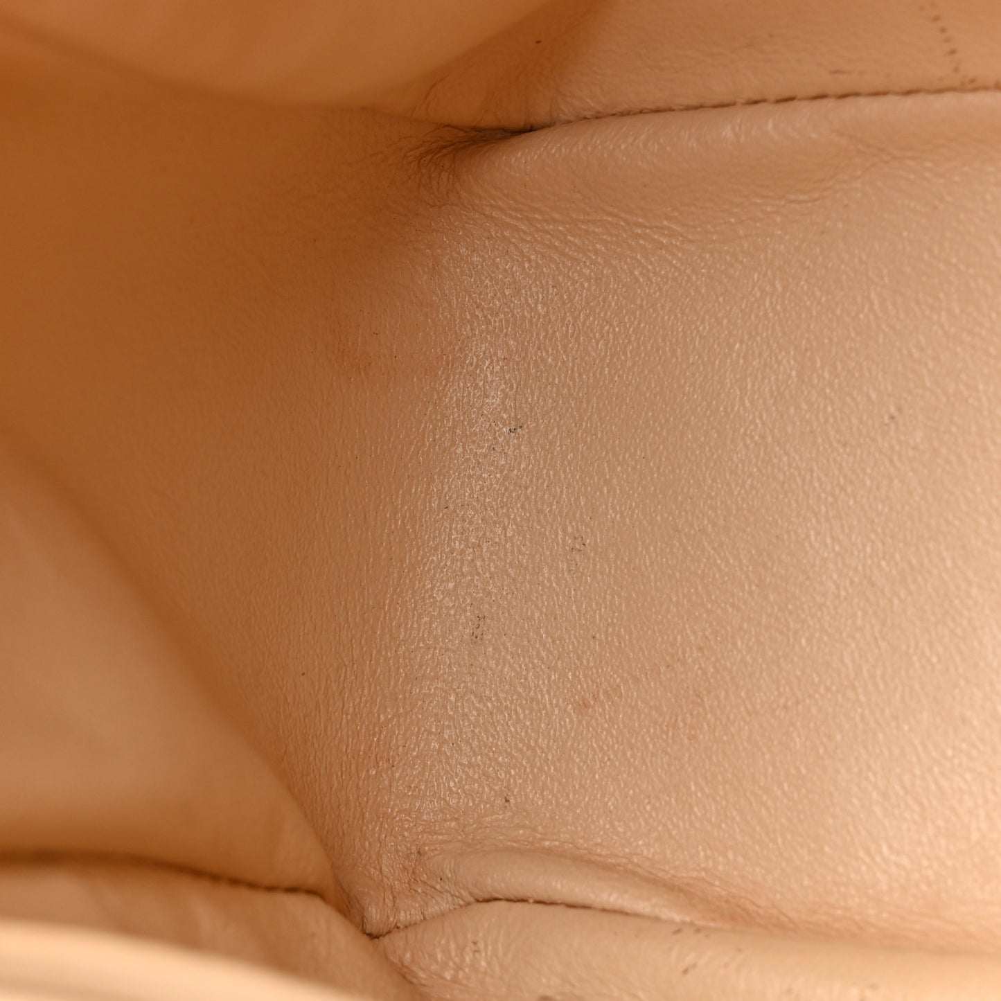 Caviar Quilted Jumbo Single Flap Beige