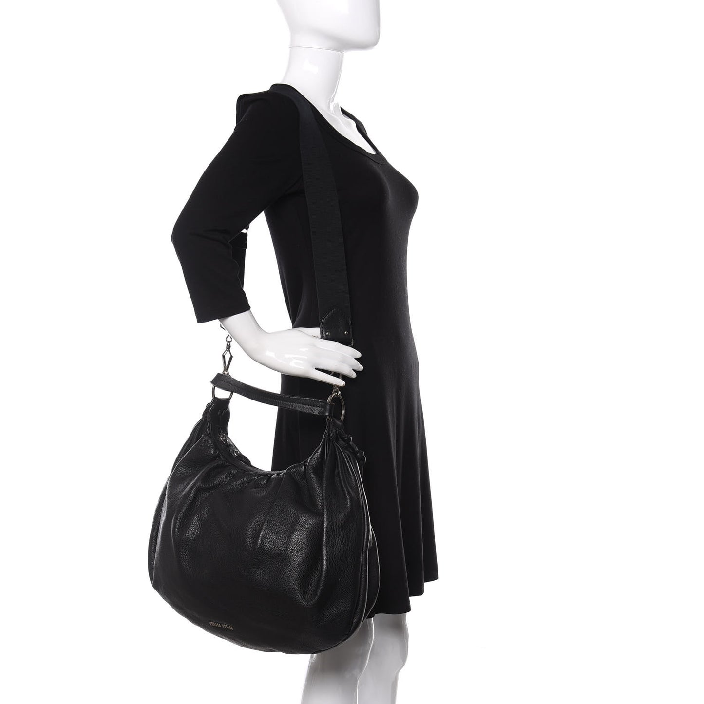 Vitello Daino Hobo Black