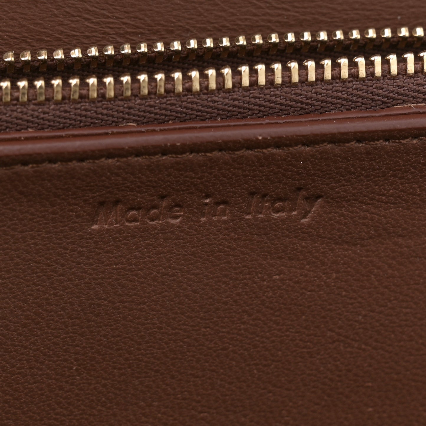 Box Calfskin Medium Classic Box Flap Bag Camel