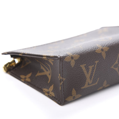 Louis Vuitton Monogram Toiletry Pouch 15 8 of 9