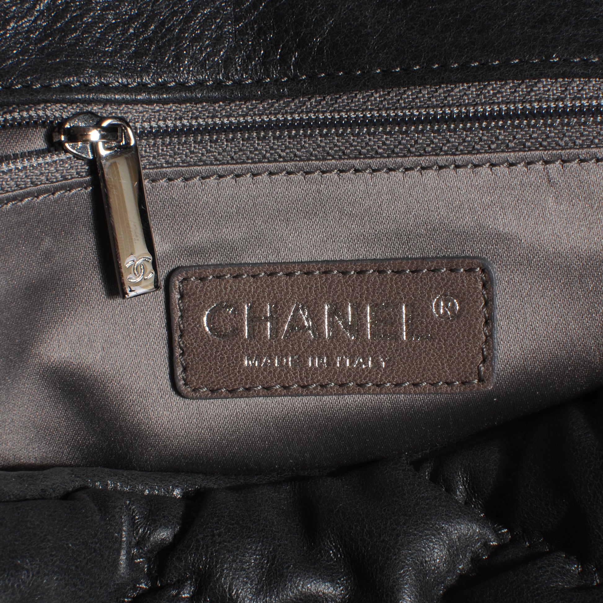 Chanel Leather Bubble Quilt Hobo Grey 6 of 8
