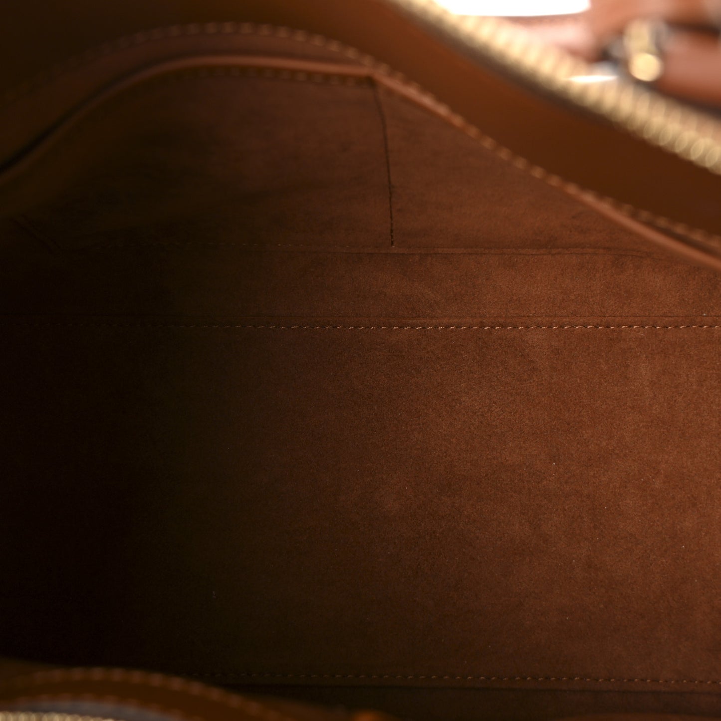 Taurillon Calfskin Vendome MM Gold