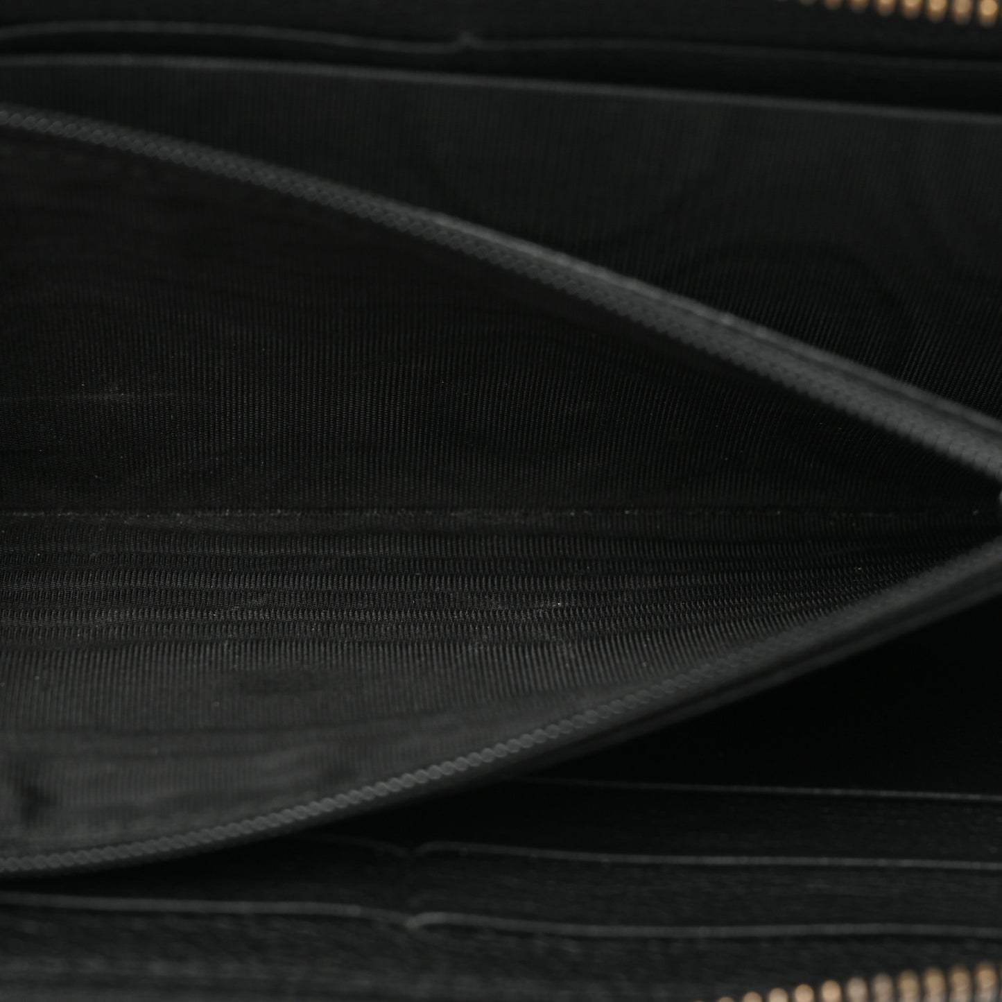 Calfskin Logo Zip Around Wallet Black