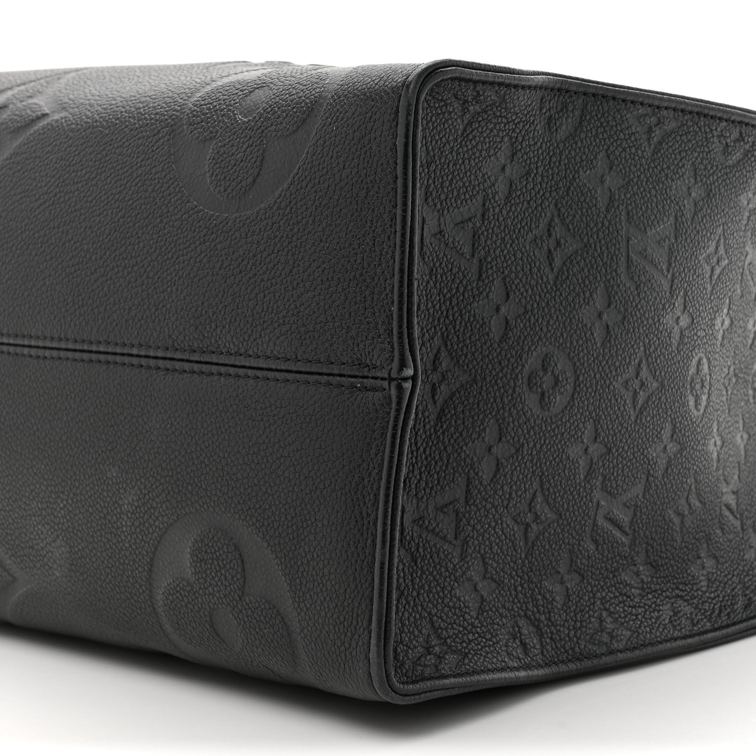 Louis Vuitton Empreinte Monogram Giant Onthego GM Black 8 of 15