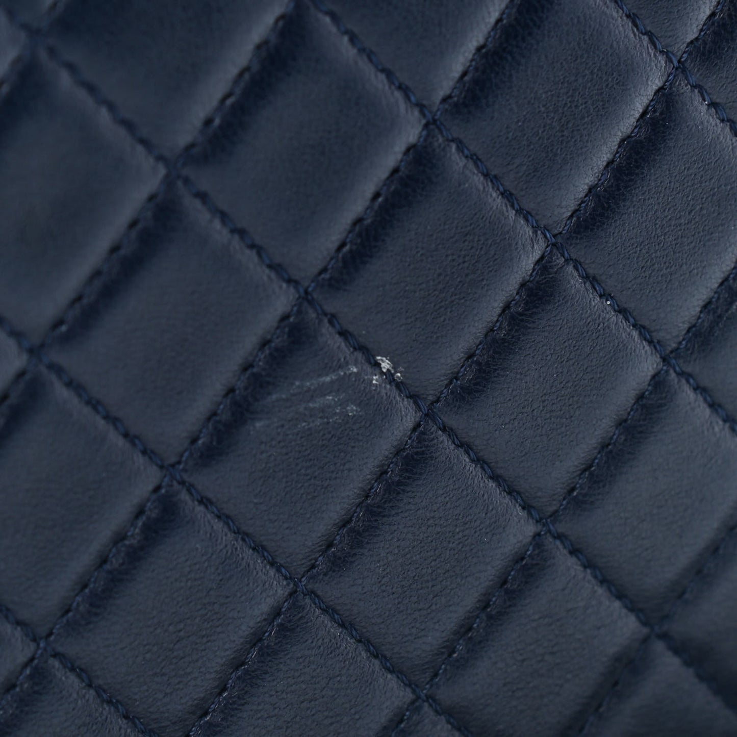 Lambskin Quilted New Medium Boy Flap Navy