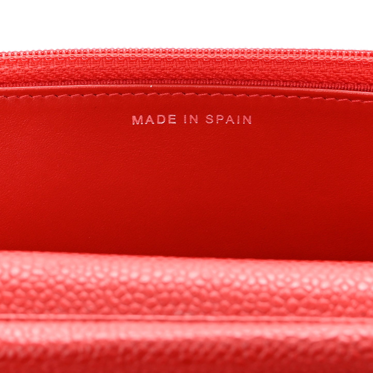 Caviar Quilted Wallet On Chain WOC Dark Red