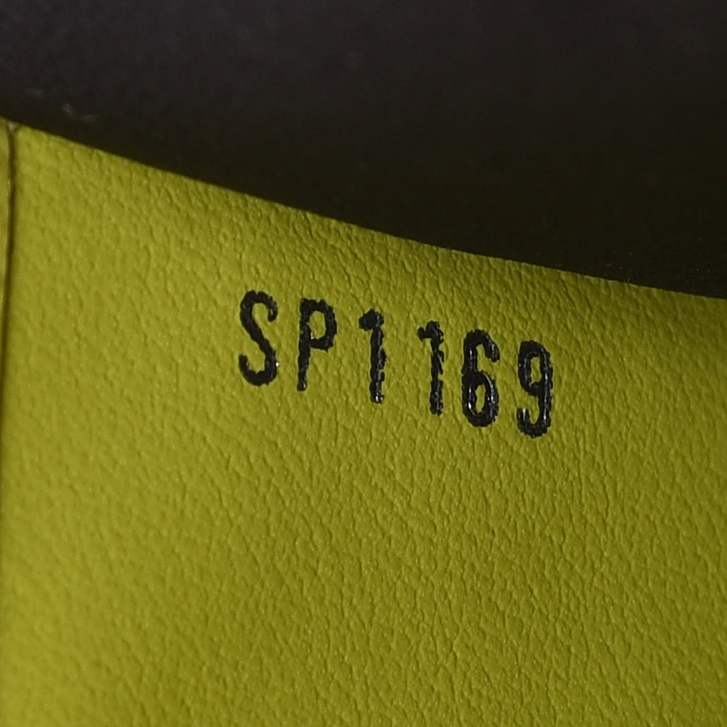 Monogram Discovery Pochette Yellow