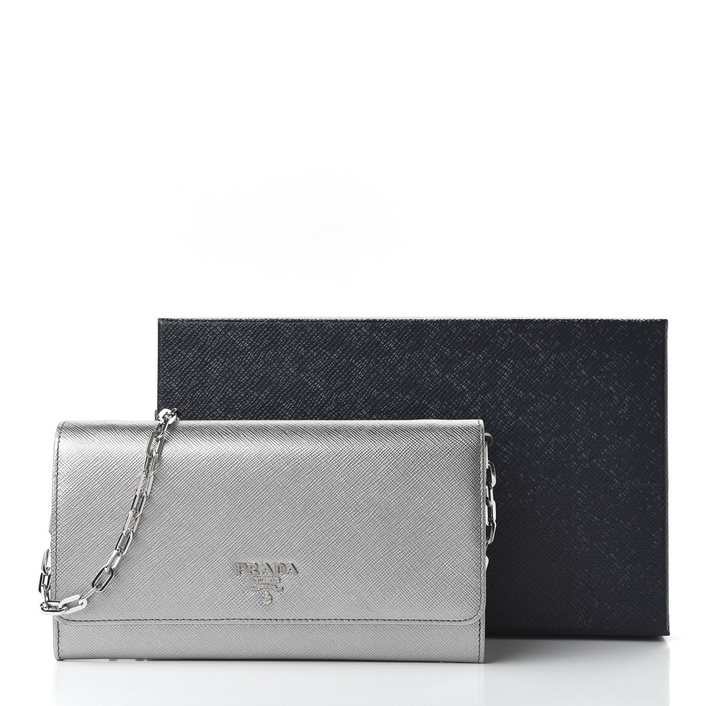 Metallic Saffiano Metal Chain Wallet Cromo