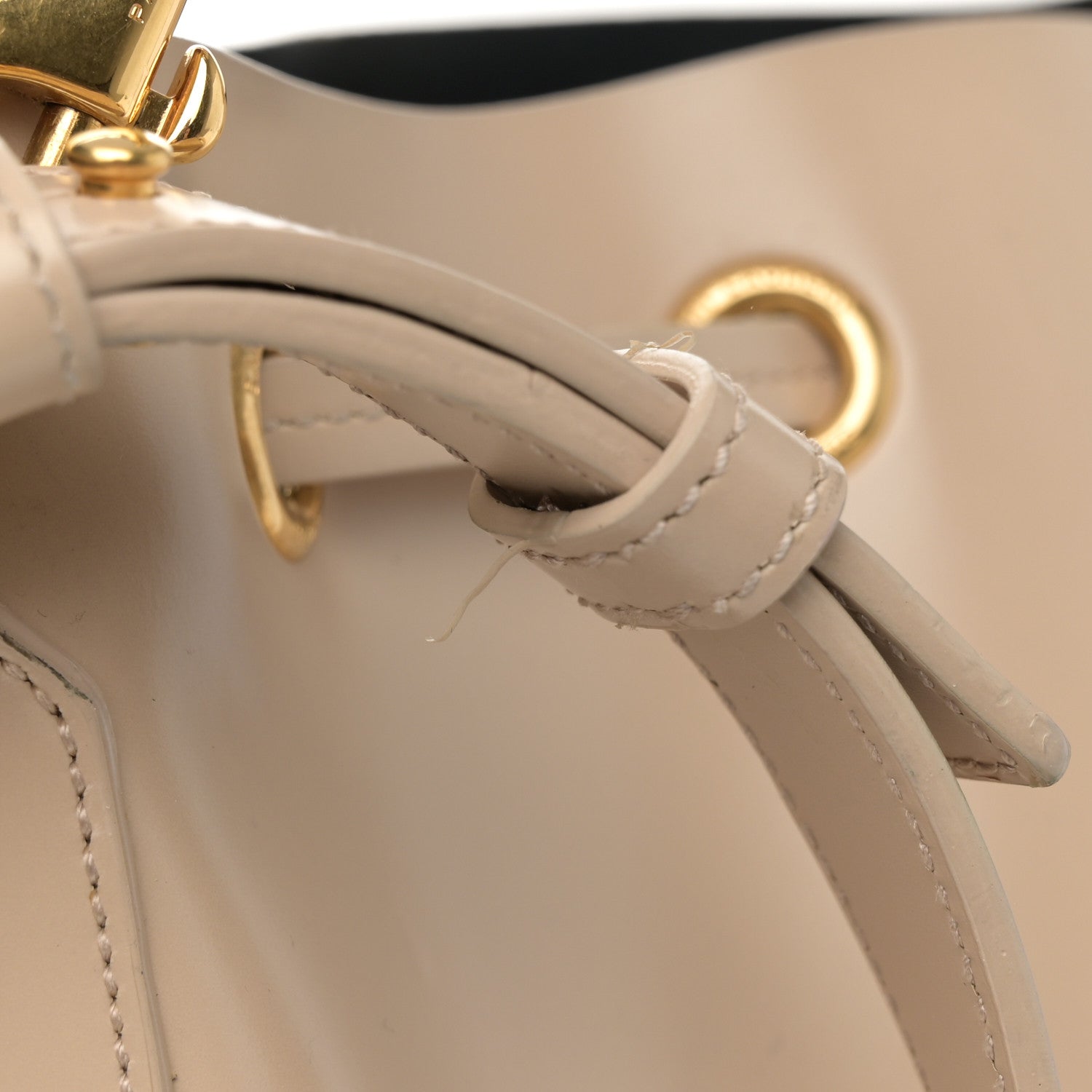 Saint Laurent Calfskin Medium Emmanuelle Bucket Bag Nude Powder 14 of 15