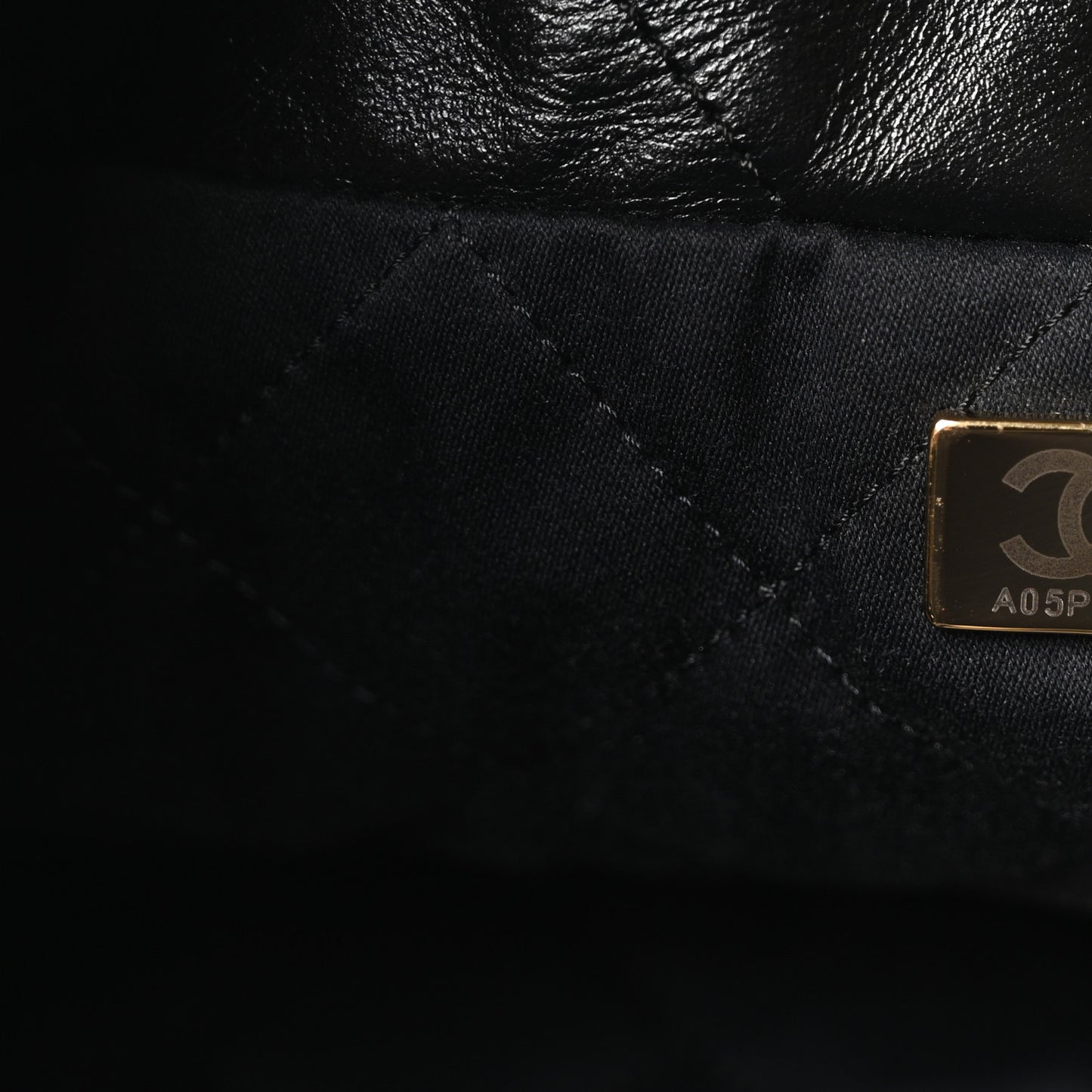 Shiny Calfskin Quilted Small Chanel 22 Black