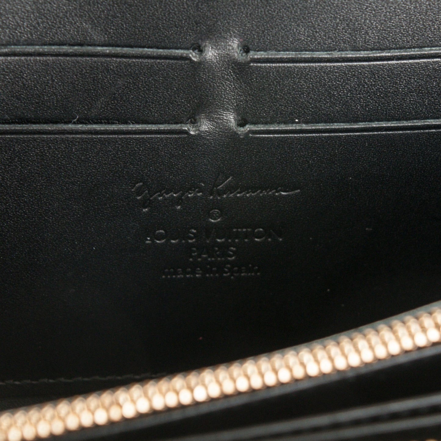 Vernis Kusama Infinity Dots Zippy Wallet Black