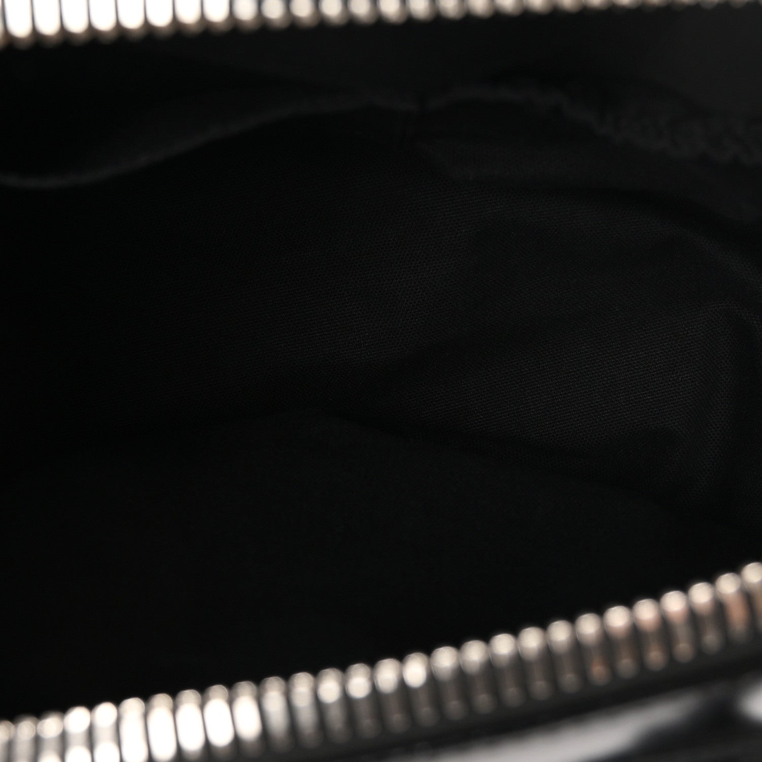 Givenchy Shiny Lord Calfskin Medium Antigona Black 5 of 11