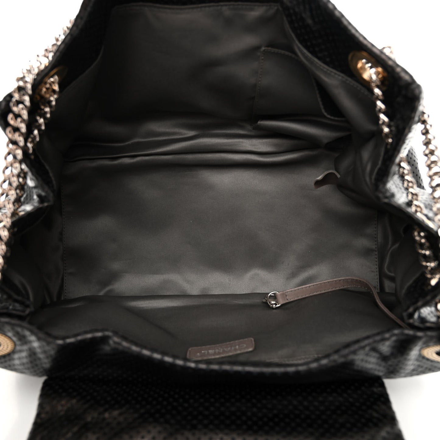 Calfskin Perforated Large Drill Accordion Flap Black